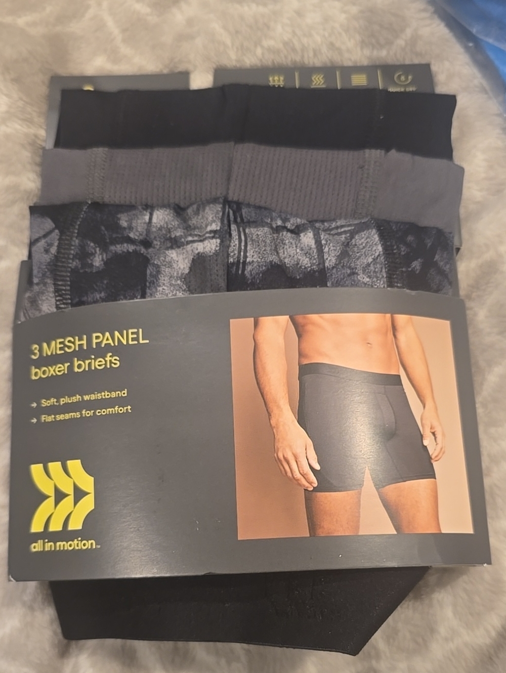 ❤️10/$13 all in motion Men’s 3-Pack Mesh Panel Boxer Briefs